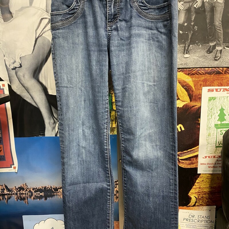 KUT women's denim  boot cut jeans size 6