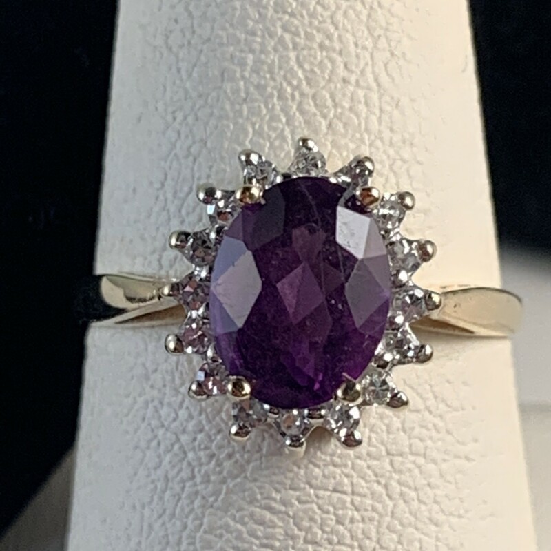 Ladies Ring 9 x 7mm Amethyst with Diamond Halo
Diamonds total .36 carats.
14 karat yellow gold
Size 7.75
$715

* Can be sized up or down 2 sizes