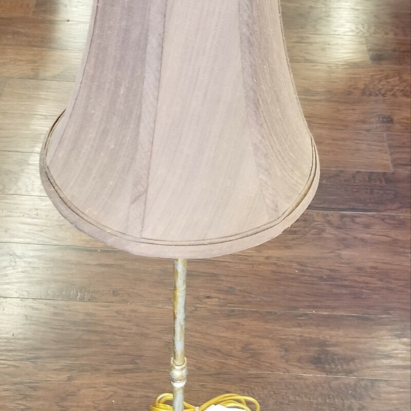 Buffet Lamp, Gold/crm, Size: 34 Inches
IN STORE PICK UP ONLY
See #121803 for the matching lamp!