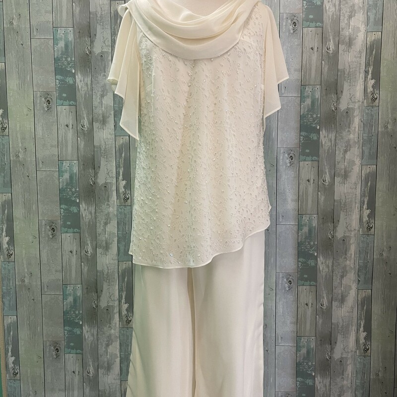R&M Richards
2 piece pant outfit. Flowy sleeve with soft drapped scoop neck front and back. Beautifully beaded top
Cream
Size: 16W