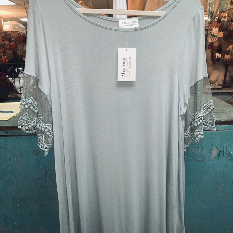 Plus Size (2X) sage lace sleeve top, short sleeve, Great for any occasion