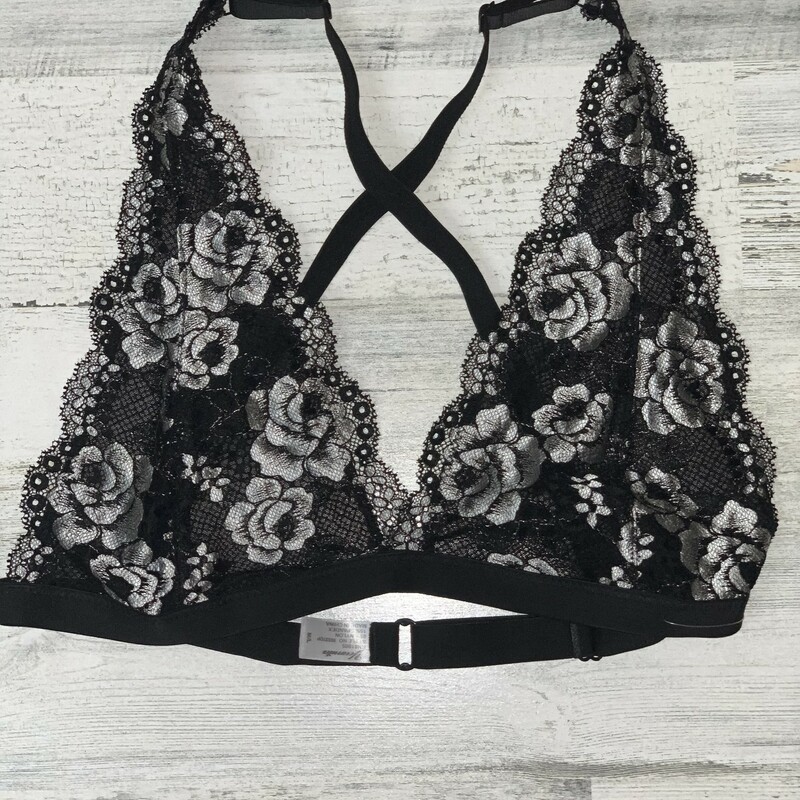 Black&Silver Lace Bralette
Size (M/L)