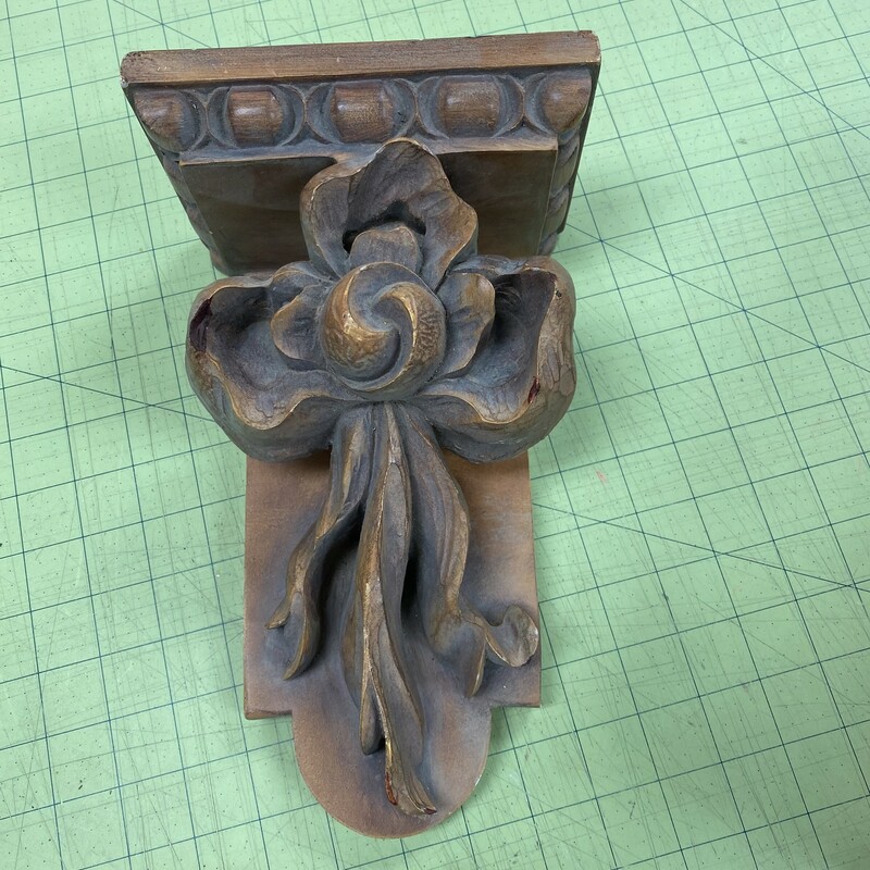 Faux Wood Bow Sconce