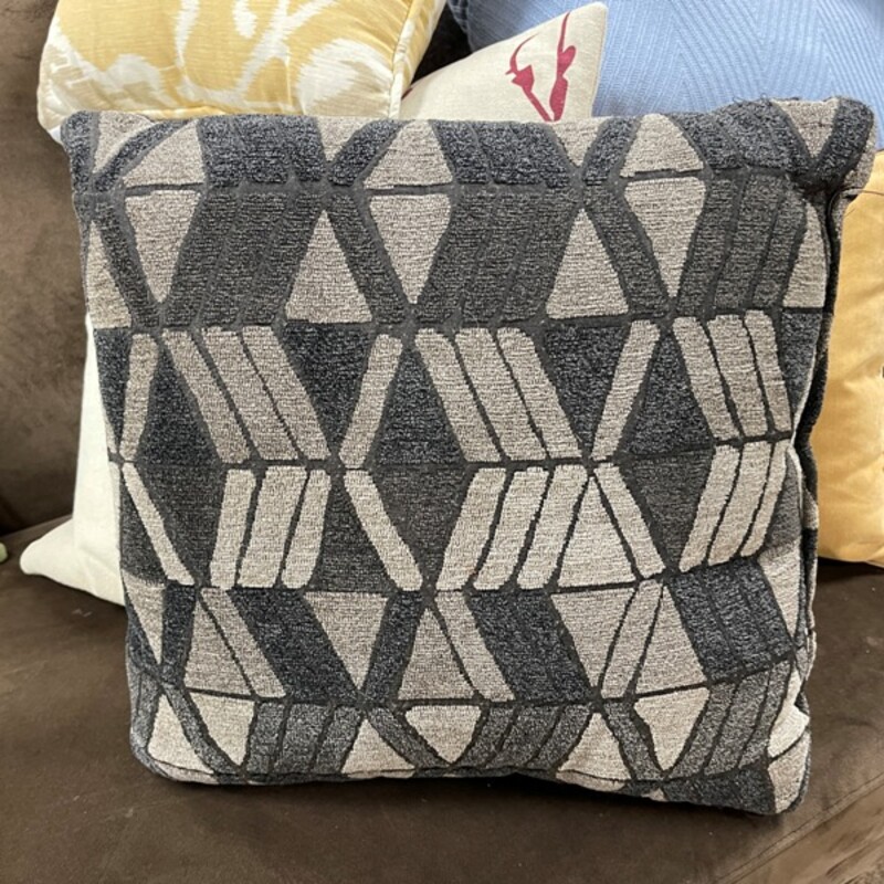 Chevron Pattern Pillow, Gray, Size: 17x17
