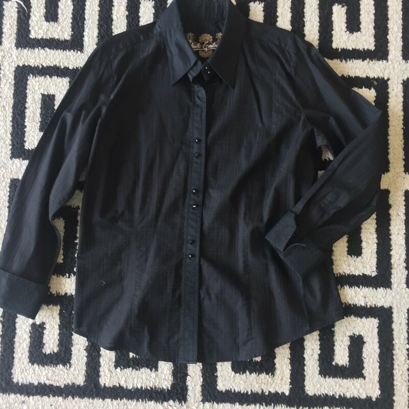 Robert Graham Top