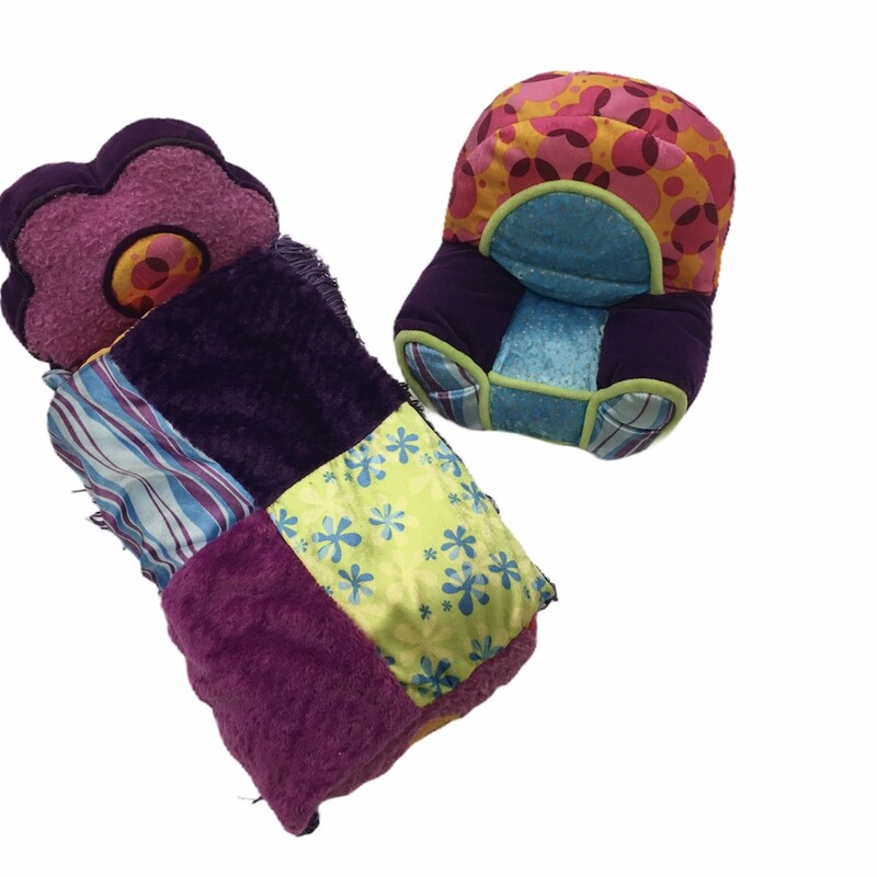 Bed & Beanie Chair, Toys

#resalerocks #pipsqueakresale #vancouverwa #portland #reusereducerecycle #fashiononabudget #chooseused #consignment #savemoney #shoplocal #weship #keepusopen #shoplocalonline #resale #resaleboutique #mommyandme #minime #fashion #reseller                                                                                                                                      Cross posted, items are located at #PipsqueakResaleBoutique, payments accepted: cash, paypal & credit cards. Any flaws will be described in the comments. More pictures available with link above. Local pick up available at the #VancouverMall, tax will be added (not included in price), shipping available (not included in price), item can be placed on hold with communication, message with any questions. Join Pipsqueak Resale - Online to see all the new items! Follow us on IG @pipsqueakresale & Thanks for looking! Due to the nature of consignment, any known flaws will be described; ALL SHIPPED SALES ARE FINAL. All items are currently located inside Pipsqueak Resale Boutique as a store front items purchased on location before items are prepared for shipment will be refunded.