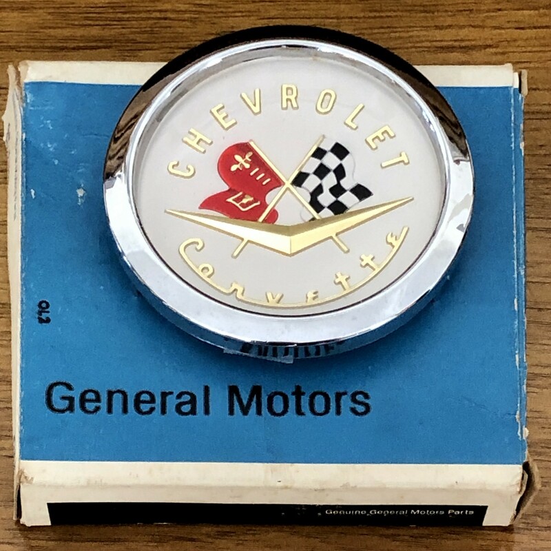 GM Corvette Bezel/Emblem