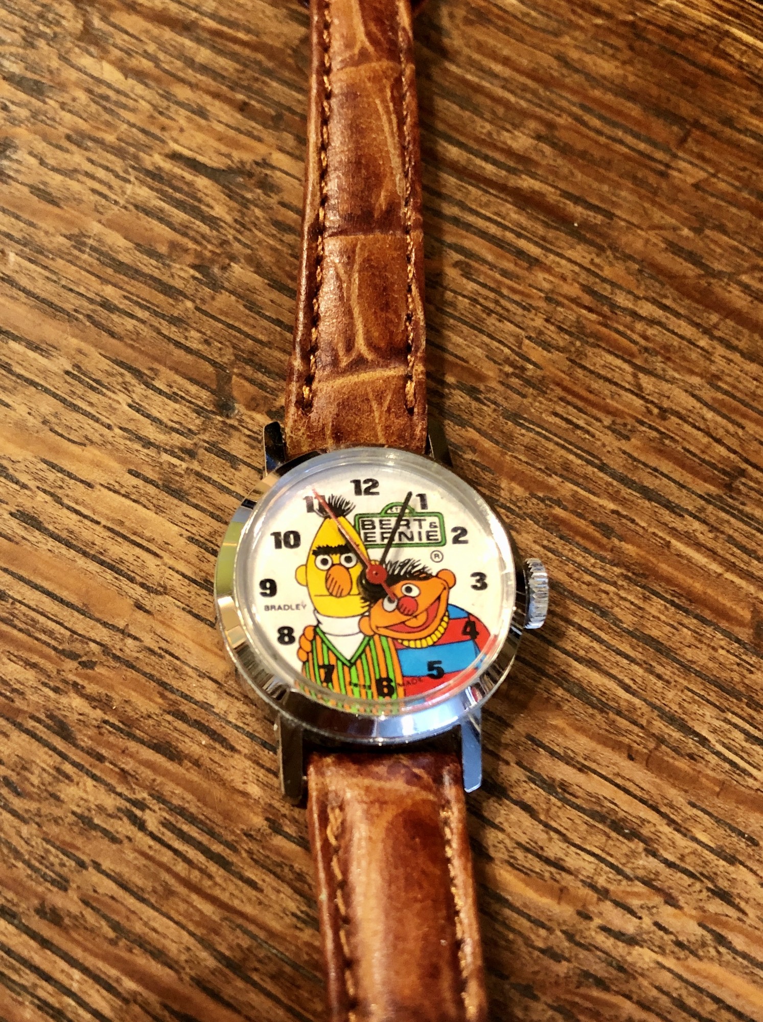 Vintage Bradley Bert & Ernie Swiss Movement Wind-up Watch C.1970s, Size: 25.3mm. Seems to be running well. In nice used condition.
Ships priority mail or can pick up in store.