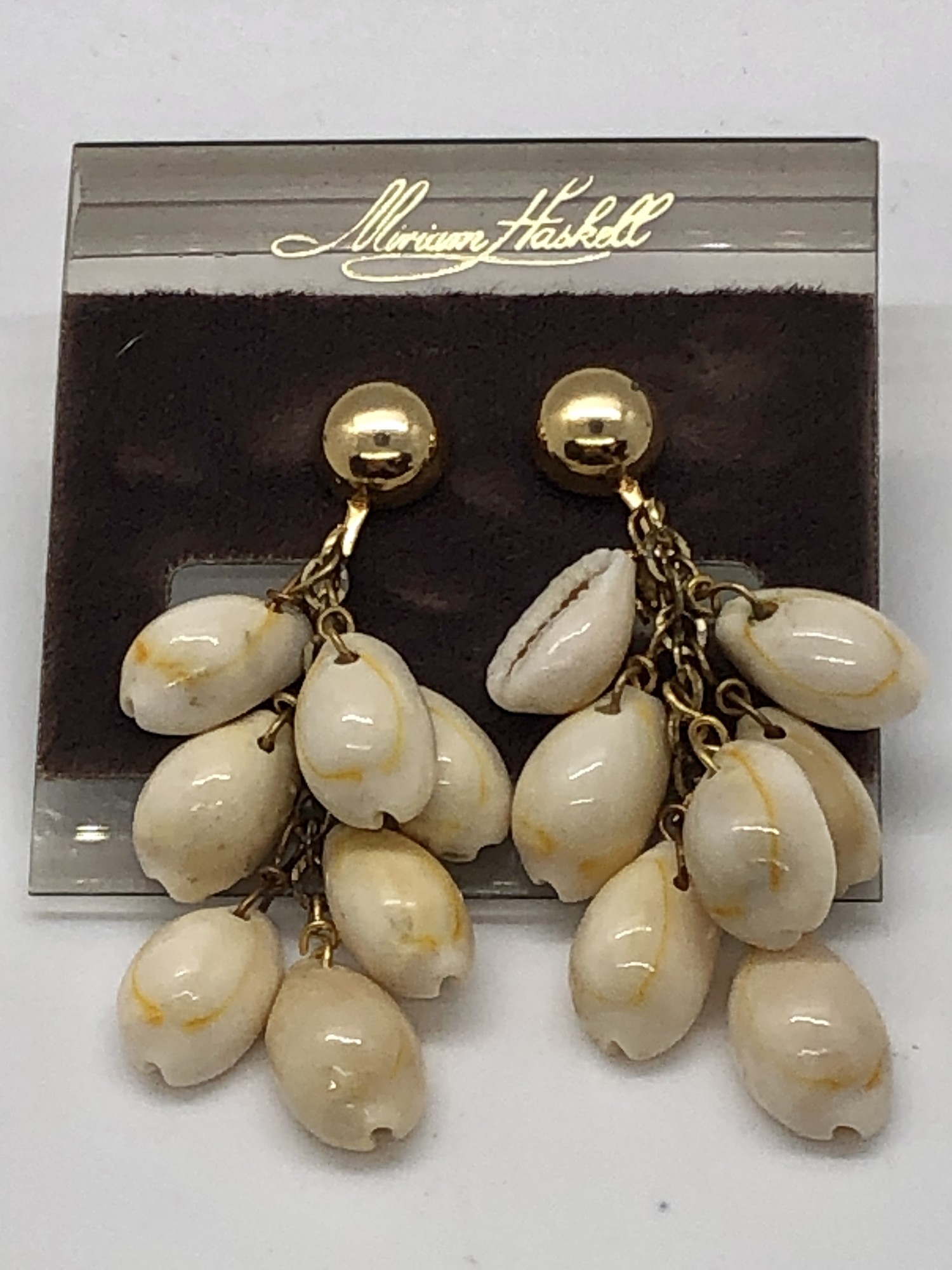 Miriam Haskell Cowrie Shell Dangle screw back earrings on original card! c.1950s.