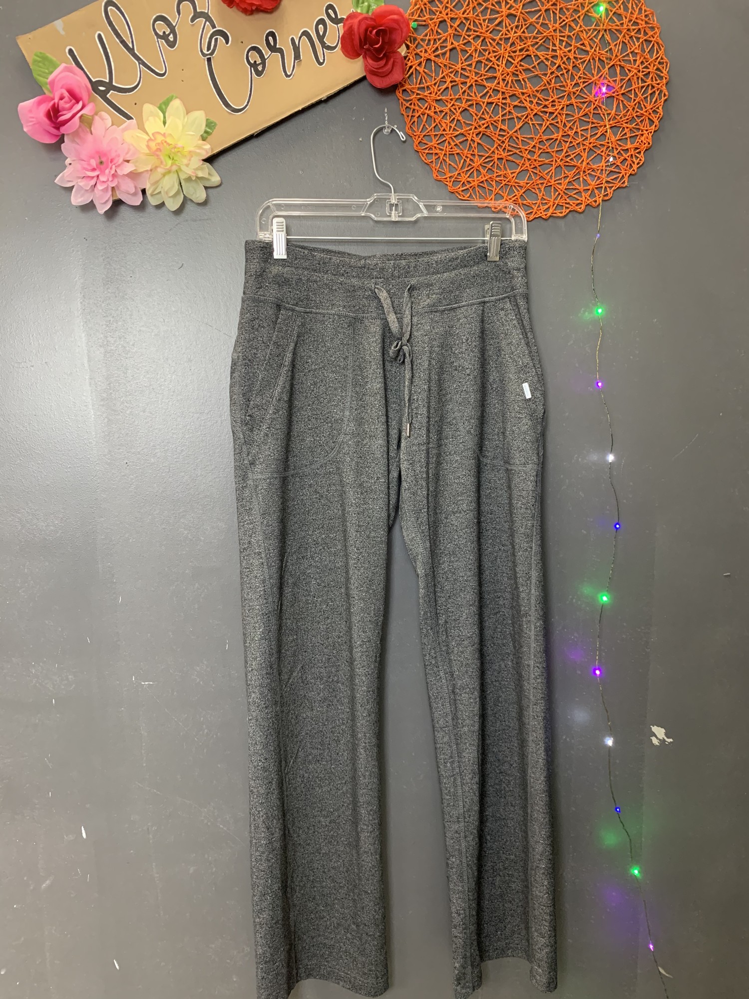 Mondetta Pants Kloz Corner