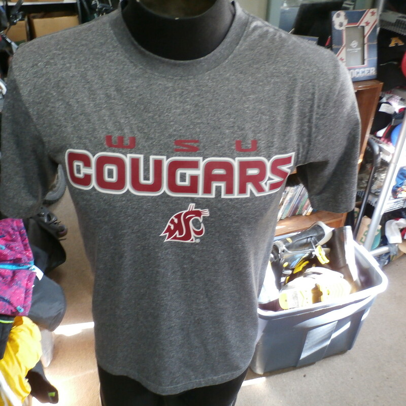 WSU Cougars gray Campus Heritage athletic shirt size Small 100% polyester #16749
Rating: (see below) 2- Great Condition
Team: WSU Cougars
Player: n/a
Brand: Campus Heritage
Size : Men's Small- (Measures Chest 19\" ; Length 25\") armpit to armpit; shoulder to hem
Color: gray
Style: short sleeve; screen printed
Material: 100% polyester
Condition: 2- Great Condition: gently used (see photos)
Item #: 16749
Shipping: FREE
