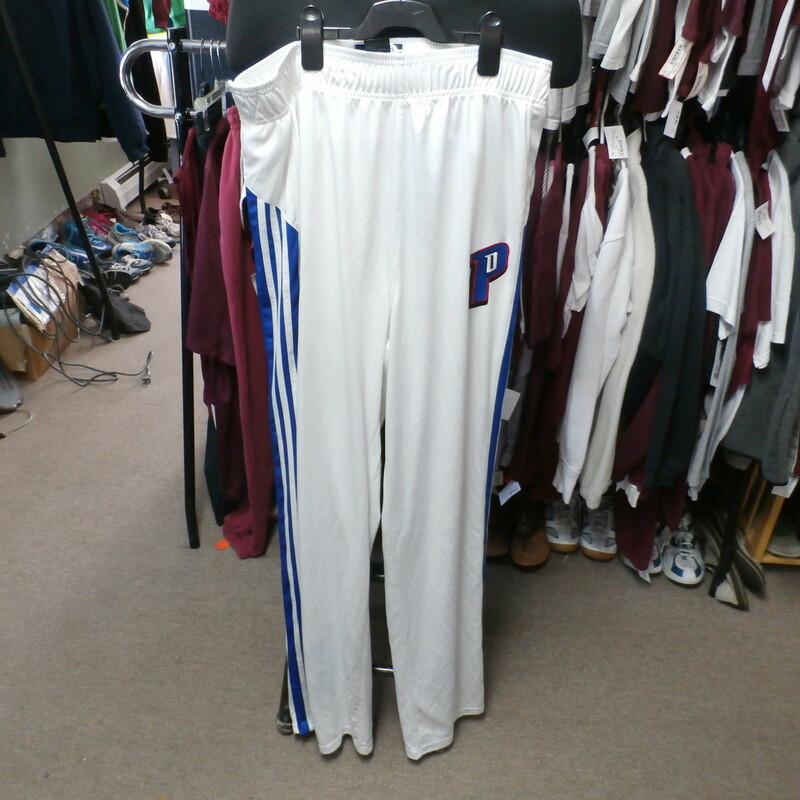 Detroit Pistons Pants, White, Size: XLT +2
adidas Men's Detroit Pistons Tear away pants size XLT+2 white polyester #29425
Rating: (see below) 3- Good Condition
Team: Detroit Pistons
Player: Team
Brand: adidas
Size: Men's XLT+2 - (Measured Flat: Across waist 16\"; Length 49\" Inseam 35\")
Measured Flat: underarm to underarm; top of shoulder to bottom hem
Color: white
Style: tear away pants embroidered logo
Material: 100% Polyester
Condition: 3- Good Condition: minor wear from use; wrinkled; minor pilling and fuzz; discoloration from use; light staining on front;
Item #: 29425
Shipping: FREE
