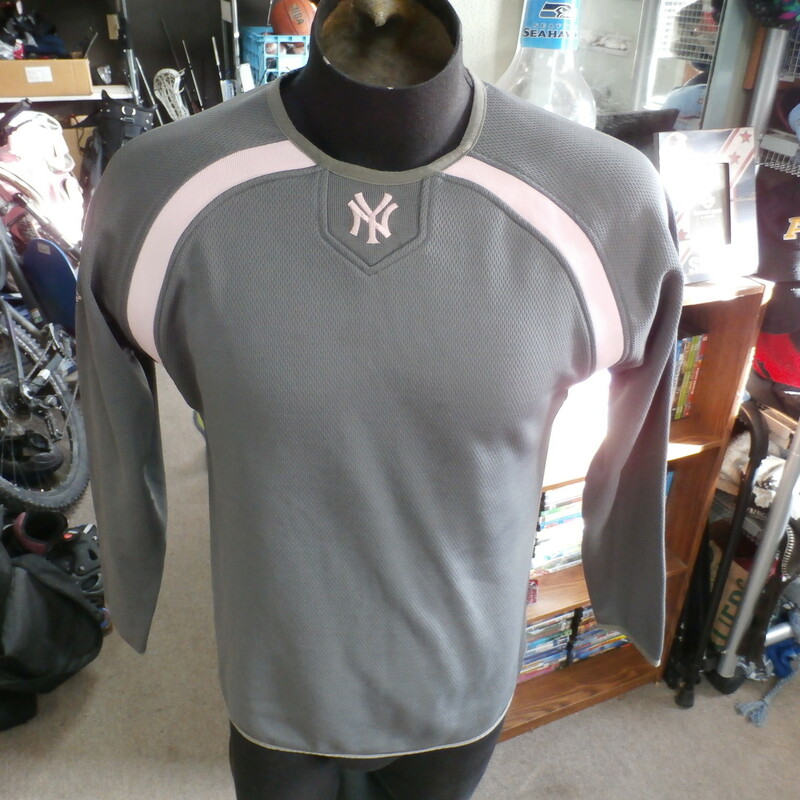 NY Yankees Pullover
