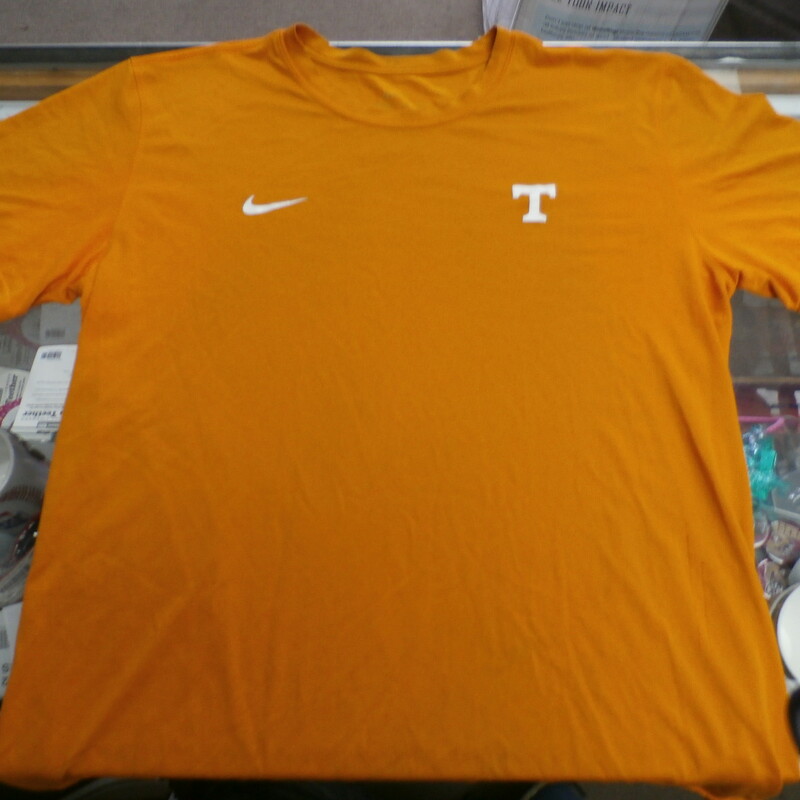 Nike Men's Tennessee Volunteers shirt size Large orange #32342
Rating:   (see below) 4- Fair Condition
Team:  Tennessee Volunteers
Player: Team
Brand:  Nike
Size: Men's   Large  (Measured Flat: across chest 21\", length 28\")
Measured flat: armpit to armpit; top of shoulder to the bottom hem
Color:  Orange
Style: ; short sleeve; screen pressed; shirt;
Material:   100% polyester
Condition: - 4- Fair Condition - wrinkled;  pilling and fuzz; item has a used look to the shirt; there is discoloration/staining throughout giving the color a darker look;
Item #: 32342
Shipping: FREE
