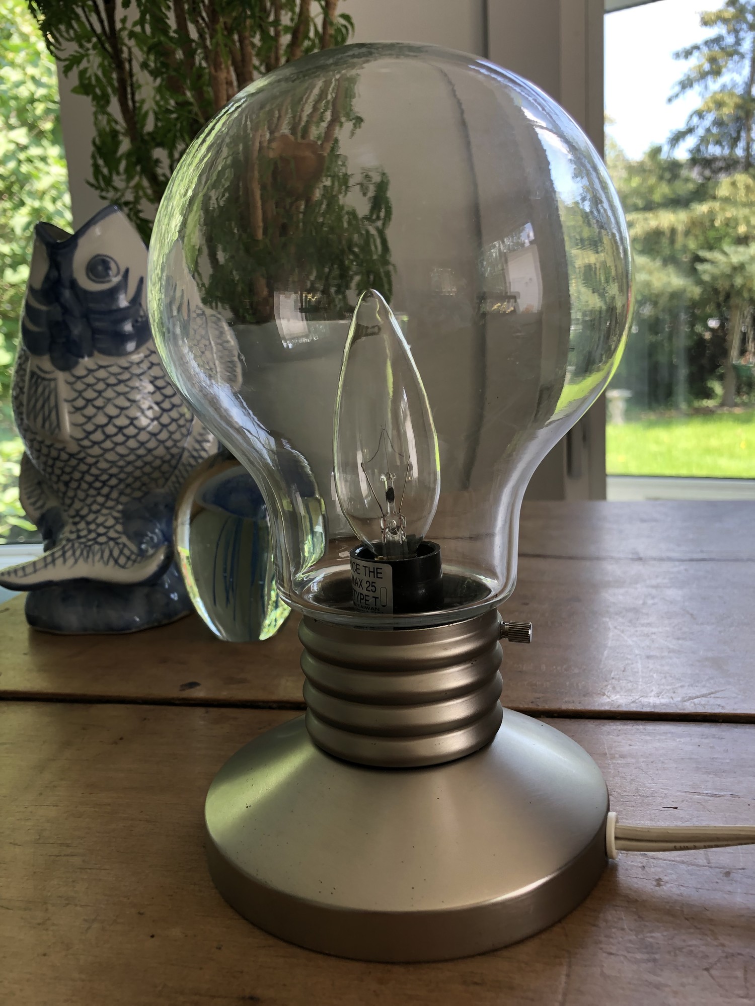 light-bulb-table-lamp-millwards-consignment