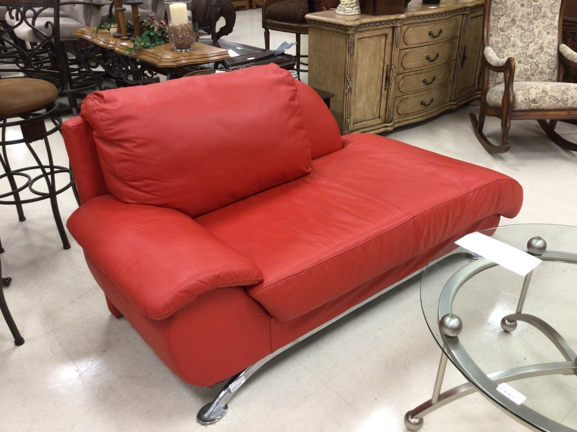 Red Leather Chaise Lounge Chic & Cozy Consignment Furniture