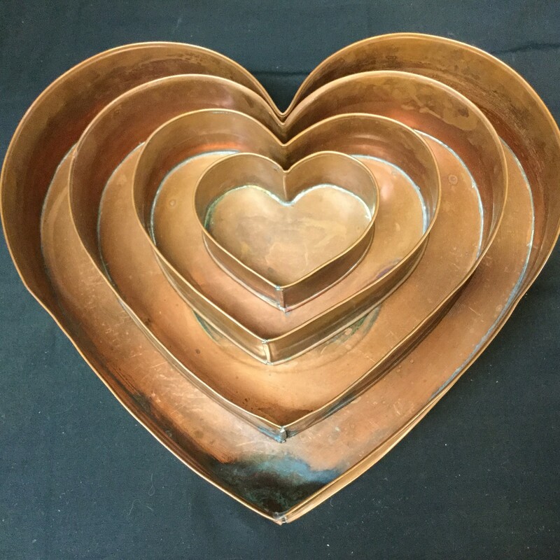 Heart Shaped Pan Set
