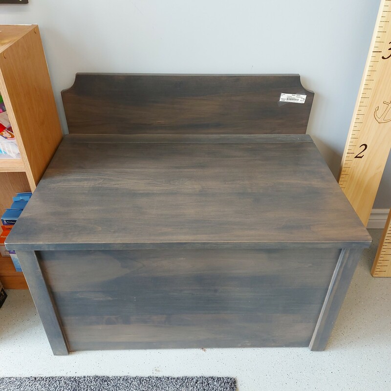 Collins Furniture, Size: Box, Color: Keepsake