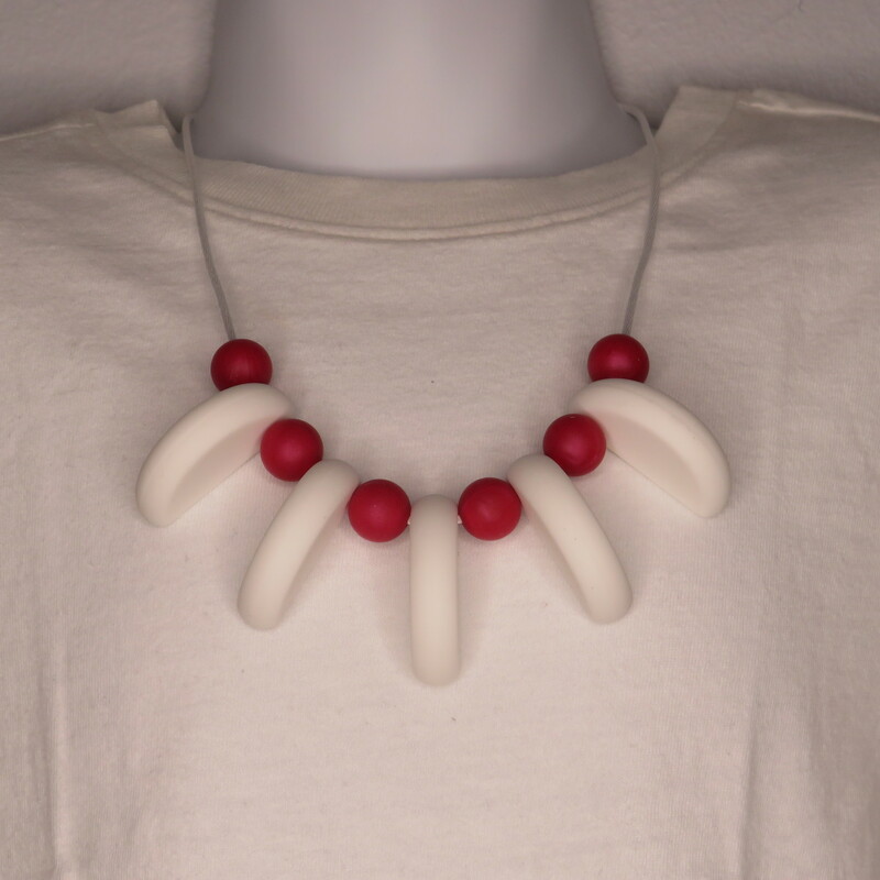 M + C Creations, Adult, Size: Necklace