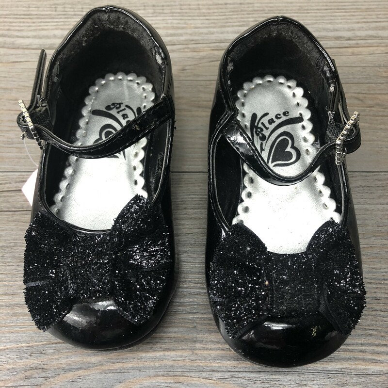 Childrens Place Shoes, Black, Size: 5T