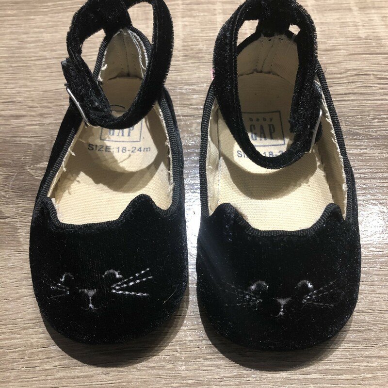 Gap Velvet Shoes, Black, Size: 18-24M
