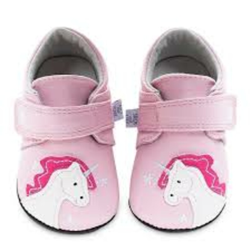 MyMocs - Dixie Unicorn, Pink, Size: 0-6M

Do you believe in unicorns? We do!

Hand crafted from genuine and vegan leather
Equipped with our signature super-flex sole
Industry-defining 3mm ankle and sole cushioning
Hook and loop closures for a secure and custom fit
Perfect for indoor or outdoor use