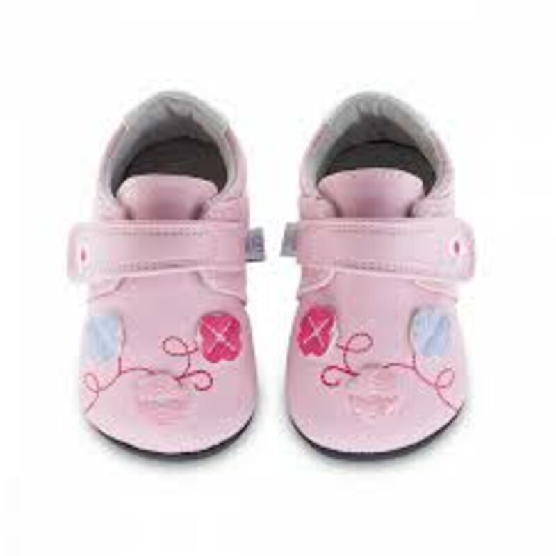 MyMocs - Angelina Shoe, Pink, Size: 30-36M

Your little one will love these multi Floral Shoes!

Hand crafted from genuine and vegan leather
Equipped with our signature super-flex sole
Industry-defining 3mm ankle and sole cushioning
Hook and loop closures for a secure and custom fit
Perfect for indoor or outdoor use