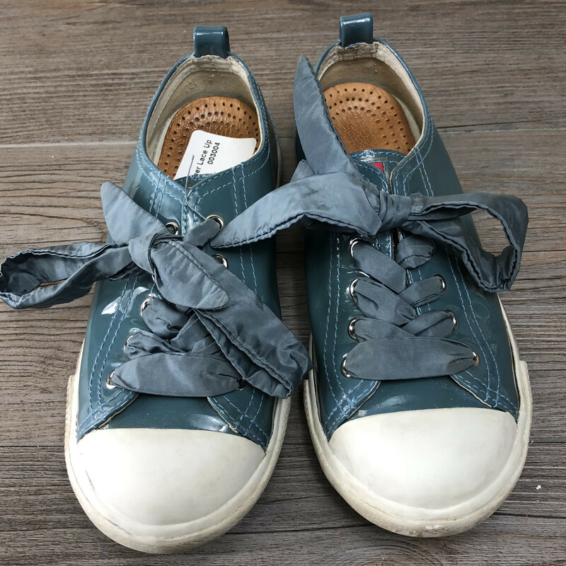 Prada Leather Lace Up, Teal, Size: 12Y
Authentic Prada!
Includes additional leather insole