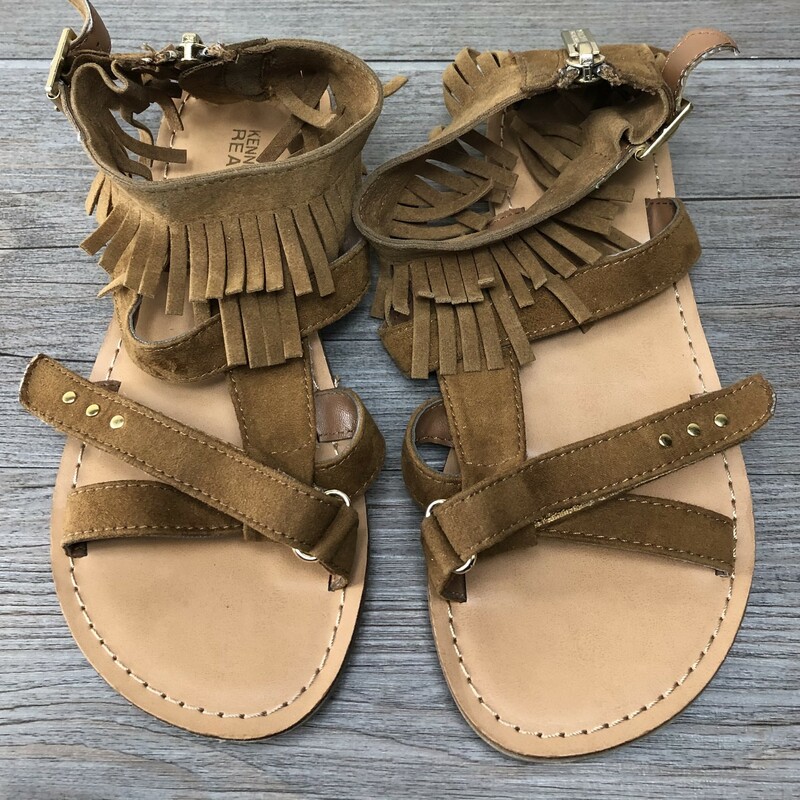 Kenneth Cole Sandals, Brown, Size: 2Youth