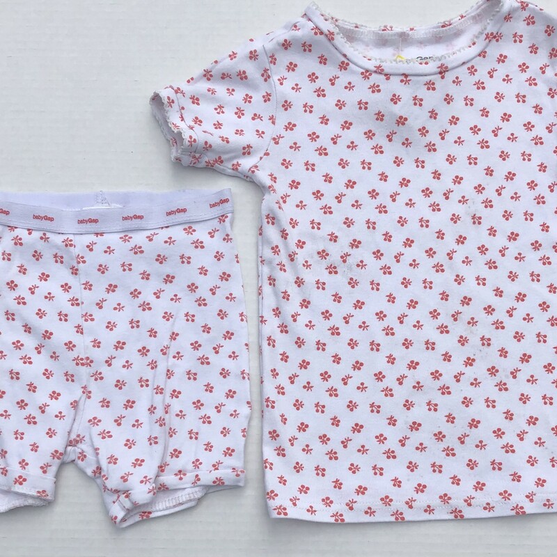 Gap Pj Set, Multi, Size: 5Y
A little stain on the top shirt