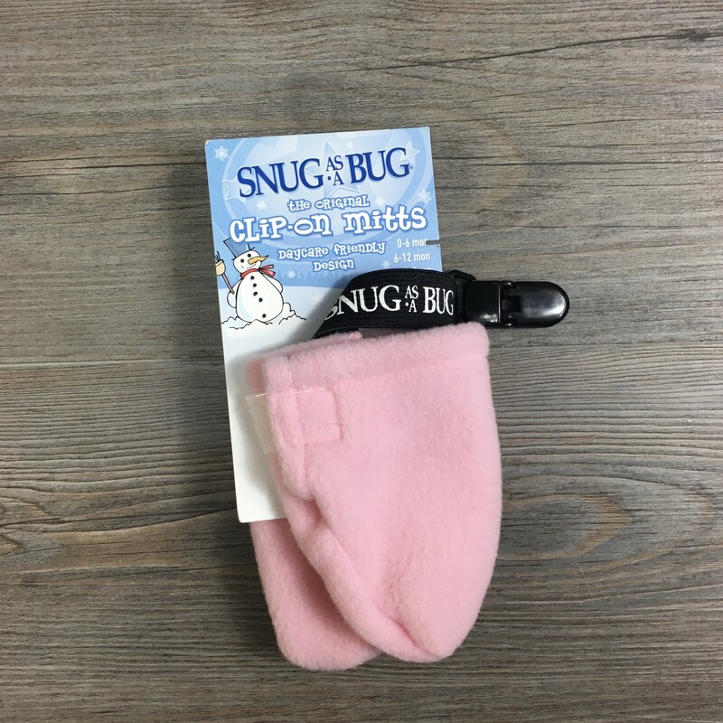 Clip On Mitts, Pink, Size: 0-6 M

Made in Canada
Warm Fleece Material
Easy On - No Thumb!
Daycare Friendly Design
Plastic Clip Doesn’t Get Cold