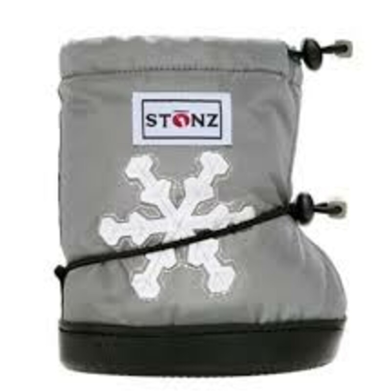 Stonz Bootie Snowflake, Grey, Size: Medium
NEW!
100% Waterproof  5,000 mm
Fleece Insulated
Recycled Rubber Bottom
6-18 Months