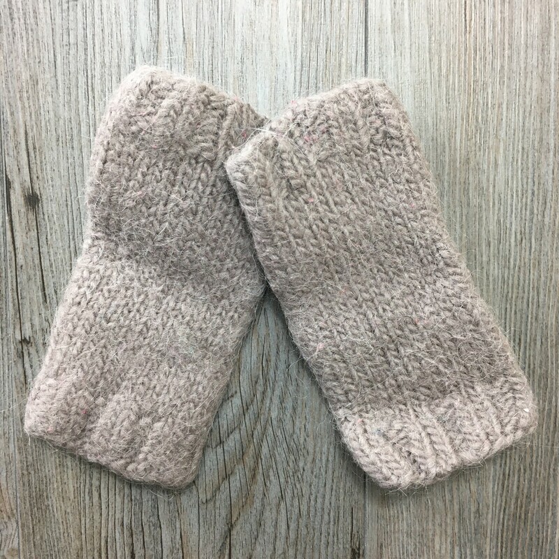 Hand Made Baby Leg Warmer, Litebrow, Size: 6x2inch
hand made wool baby leg warmwer