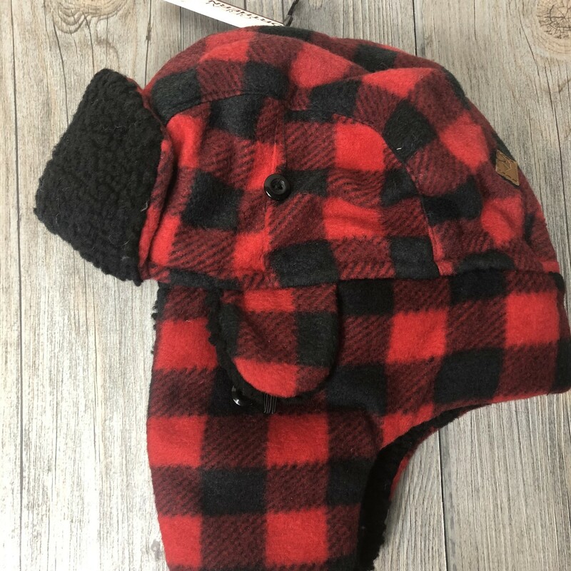 Buffalo Plaid Winter Hat, Red/Blk,
Size: 4-8Y
New