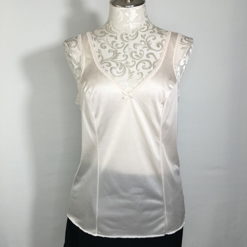 100-614 No Tags, White, Size: Medium White lingerie top no tag