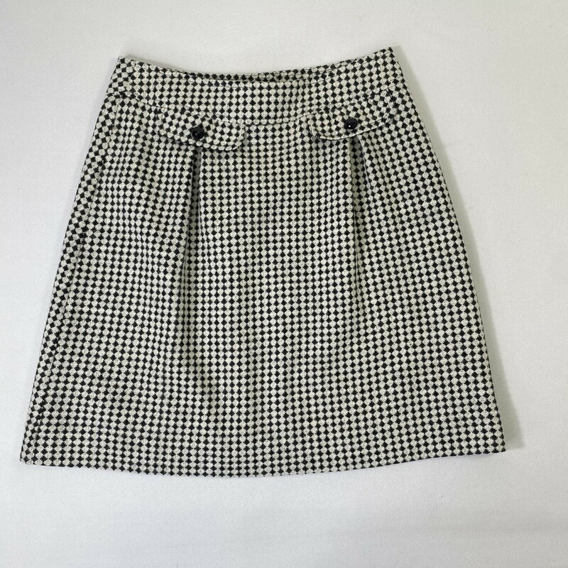 100-740 Molly B, Blk/whit, Size: 2 White and black skirt w/ faux front pockets 100% wool