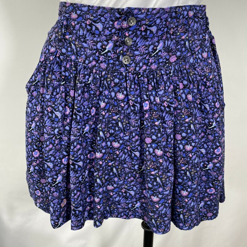 100-741 American Eagle, Purple, Size: Medium Purple floral short skirt 100% Viscose