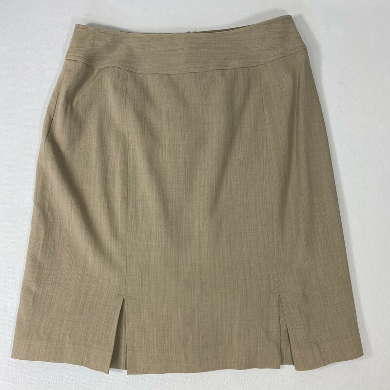 100-1014 Etcetera, Tan, Size:  6 plain beige skrt with 2 small slits in the front 57% viscose 38% virgin wool 5% spandex  good