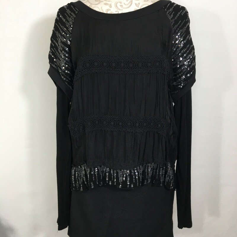 102-073 Made In Italy, Black, Size: Medium
Long sleeve with sequin and embroidery, made in italy