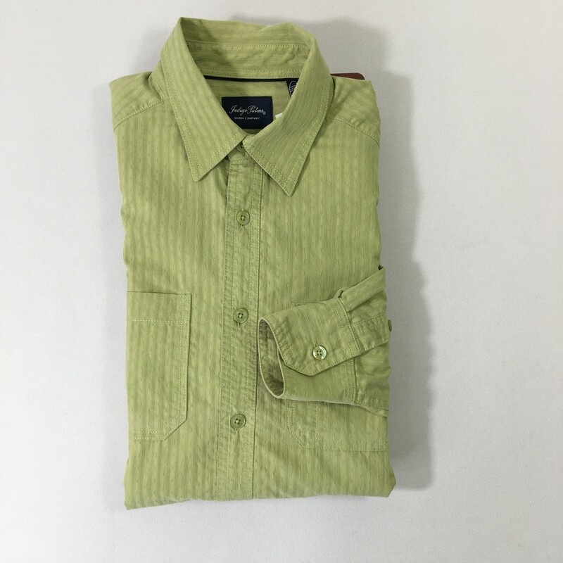 102-180 Indigo Palms, Green, Size: Medium green button down shirt nylon/cotton/lyocell