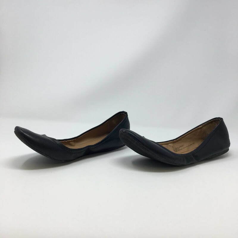 102-355 Mossimo, Black, Size: 8.5
black leather flats