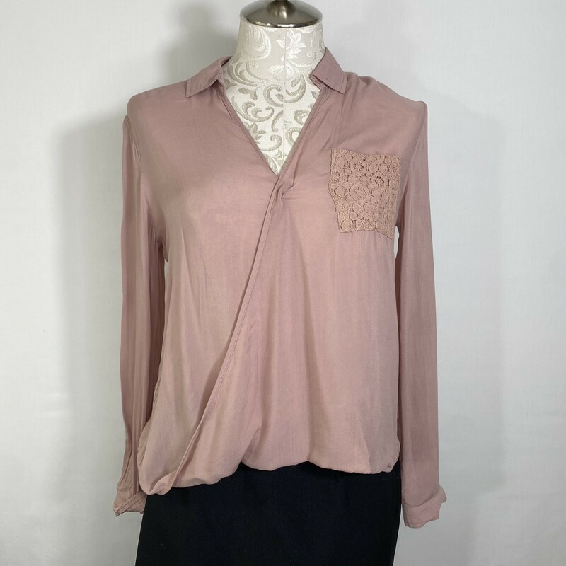 103-071 Charlotte Russe, Pink, Size: Small Pink Lacy Button Up no tag  Good