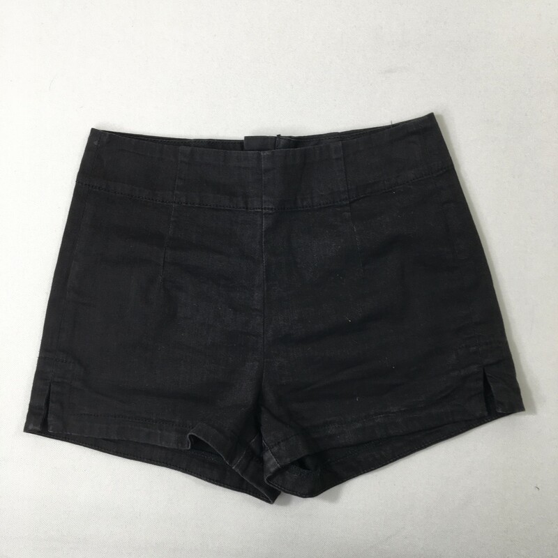 103-151 Bullhead Denim Co, Black, Size: 3 Black Shorts 77% cotton 13% rayon 9% polyester 1% spandex  Good