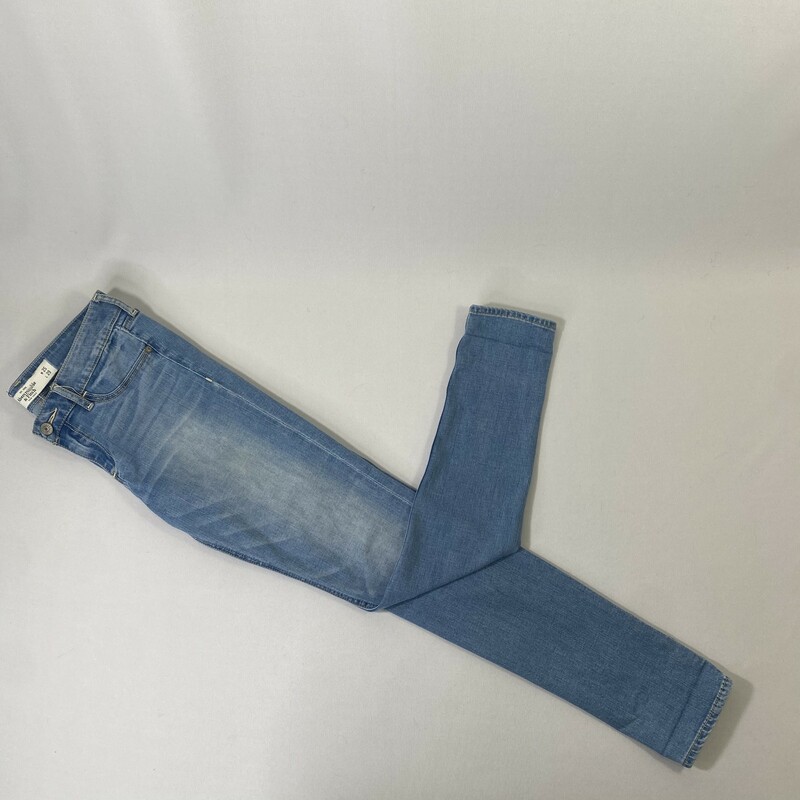 103-160 Abercrombie, Blue, Size: 25 Light Wash Blue Skinny Jeans cotton/polyesther  Good