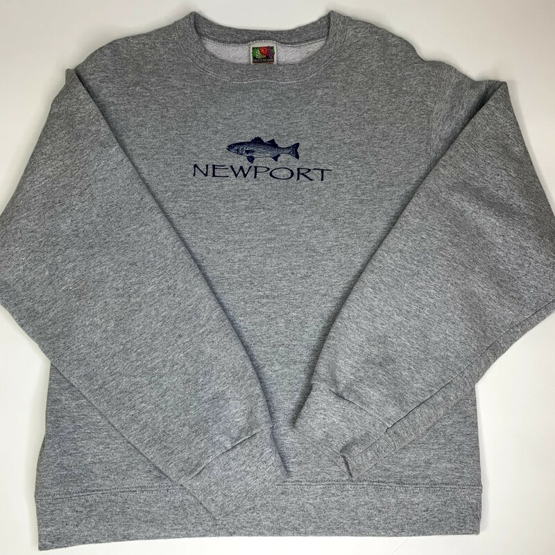 105-265 Fruit Of The Loom, Grey, Size: S grey newport crewneck 84% cotton 16% polyester  good