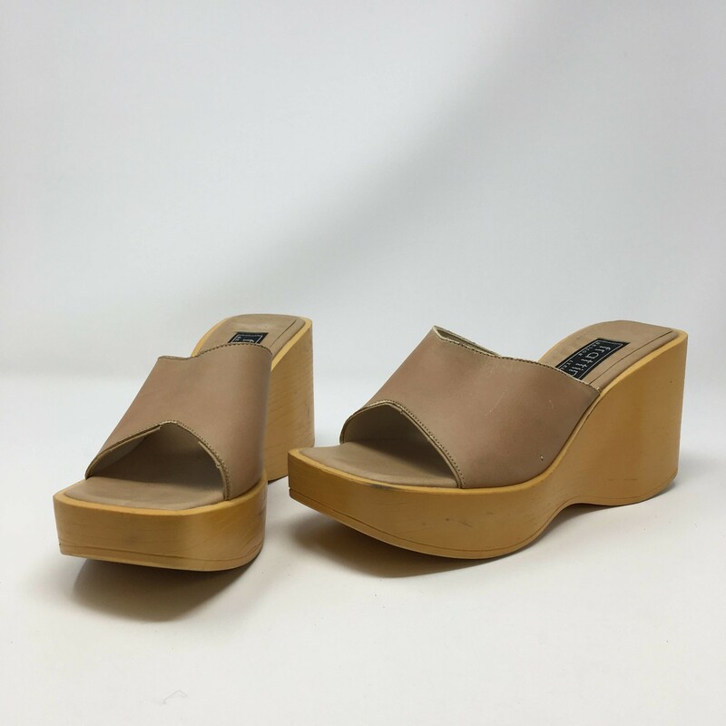 105-302 Frattini, Tan, Size: 36
and yellow wedges with thick strap in the front n/a  good condition