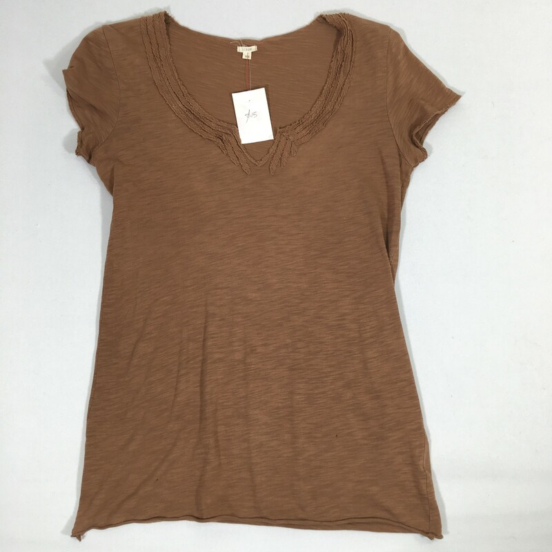 107-033 J Crew, Mustard Size: Xs  T-Shirt with Detailing Around the Neck x