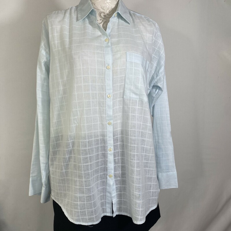 107-043 Old Navy, Light Bl, Size: Small button up Long Sleeve