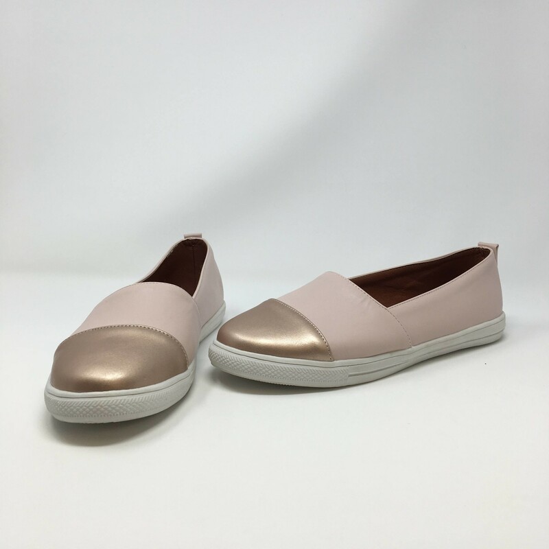114-048 Aa Bb, Pink, Size: 10
Pink Slip-On Shoes With Rose Gold Toe x