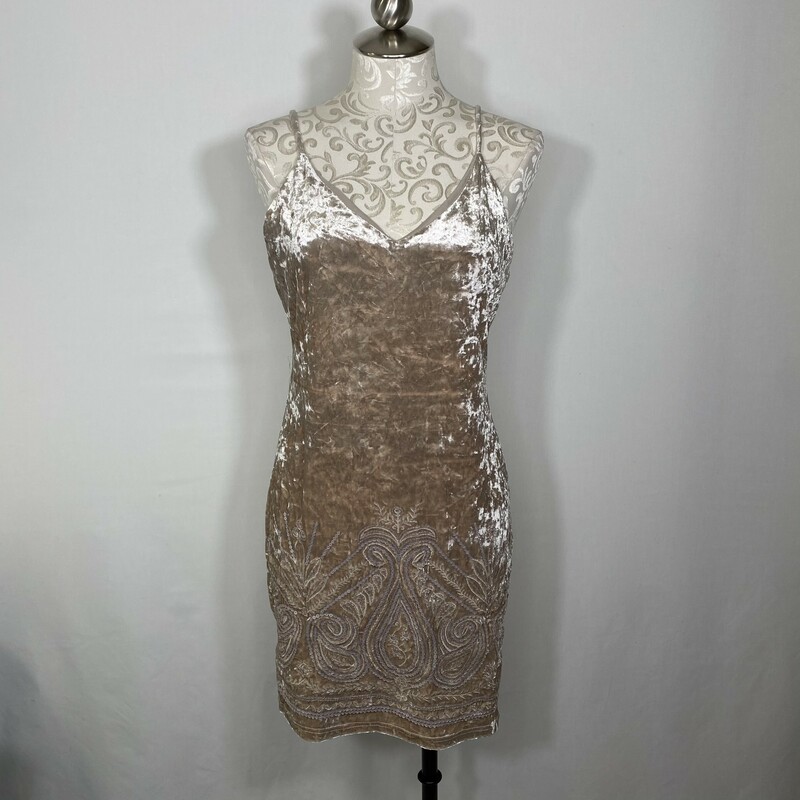 115-068 Dress Forum, Pink, Size: Large velvet dress with sequin design on bottom 100% polyester  good